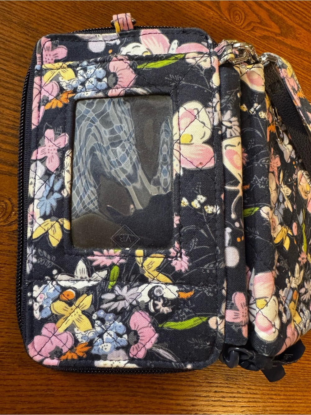 Vera Bradley Purse Bag Phone Case Navy Floral Quilted Wristlet Wallet Phone Hold
